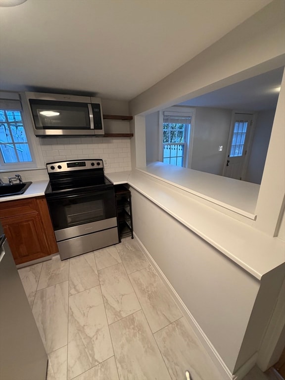 11 King St unit 2, Swampscott, MA 01907 - photo 3