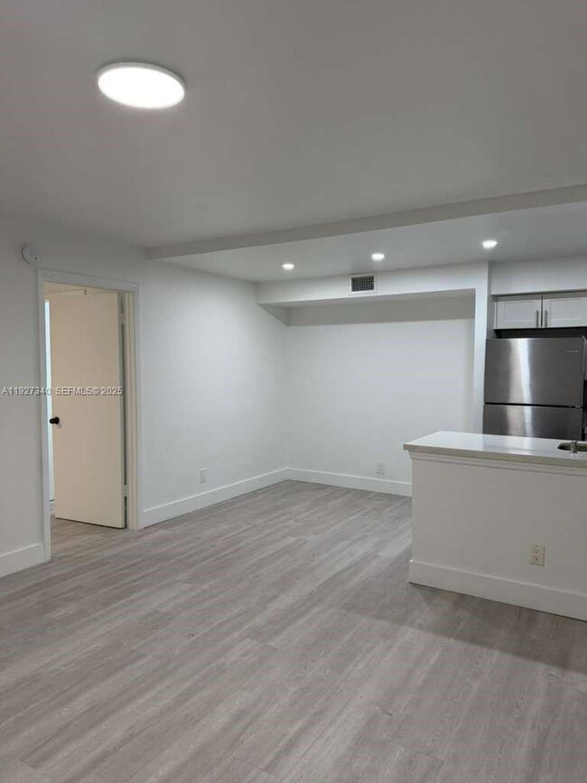 10020 Winding Lake Rd unit 104, Sunrise, FL 33351 - photo 4