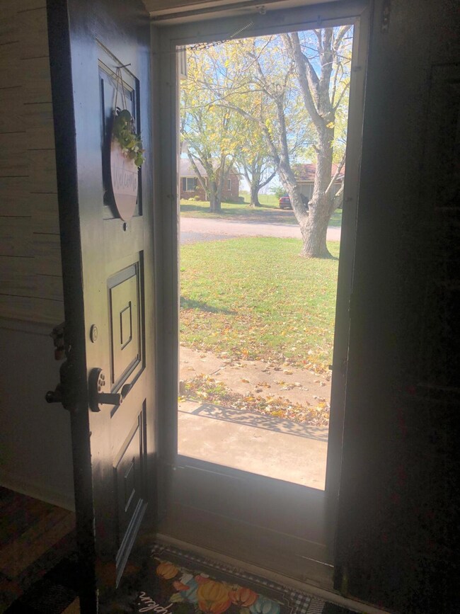 607 Scenic Dr, Harrodsburg, KY 40330 - photo 7