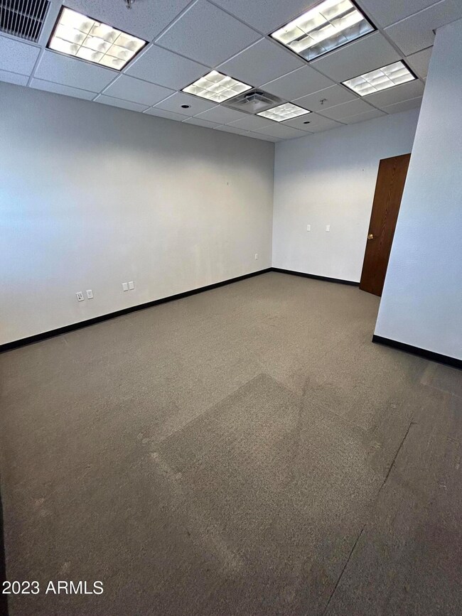 4710 E Holmes Ave, Mesa, AZ 85206 - photo 7