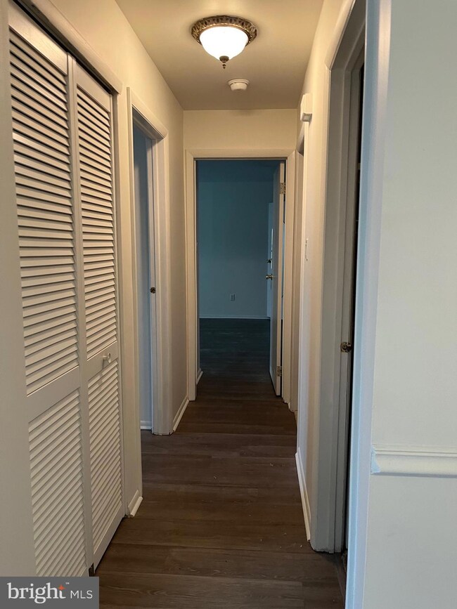 532 Shetland Ct unit 532, Sewell, NJ 08080 - photo 5