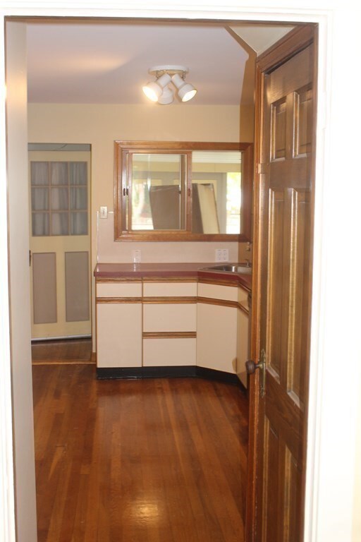 63 Ruggles St unit 63, Quincy, MA 02169 - photo 3