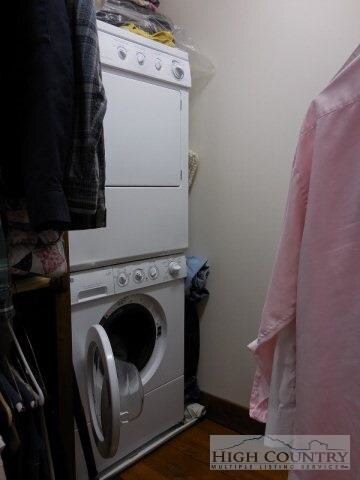 15597 Us Highway 421 S, Deep Gap, NC 28618 - photo 6