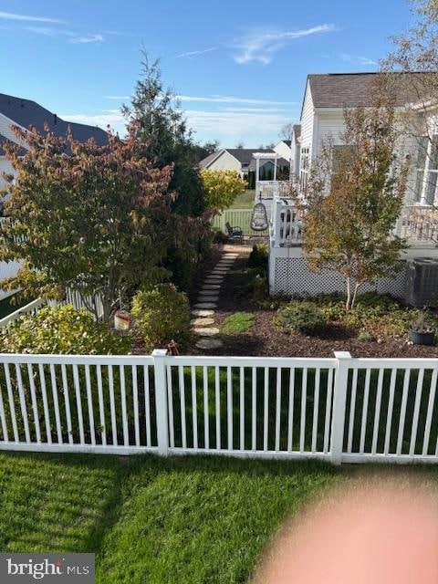 832 Butterfly Weed Dr, Germantown, MD 20876 - photo 2