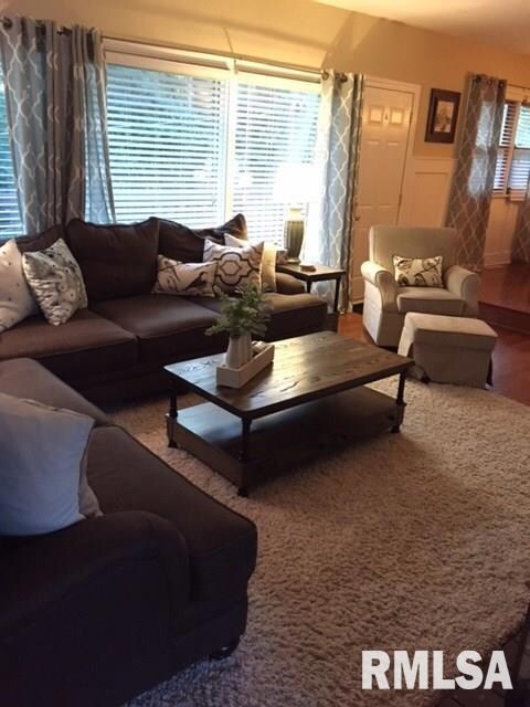 2420 Salem Ct, Bettendorf, IA 52722 - photo 5