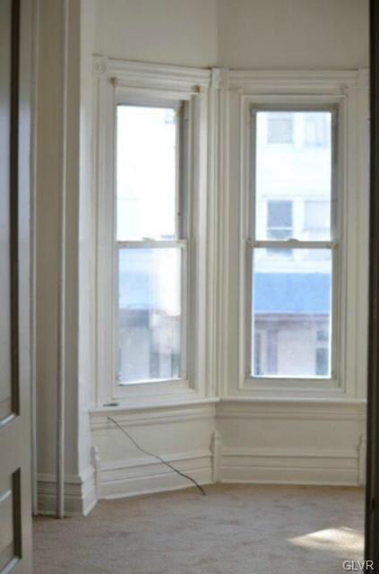 217 N 16th St, Allentown, PA 18102 - photo 6