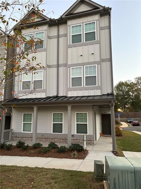 Property Front / End Unit