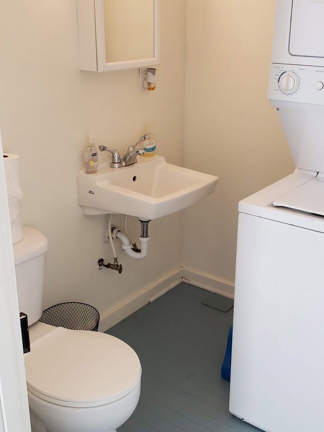 1/2 bath with laundry