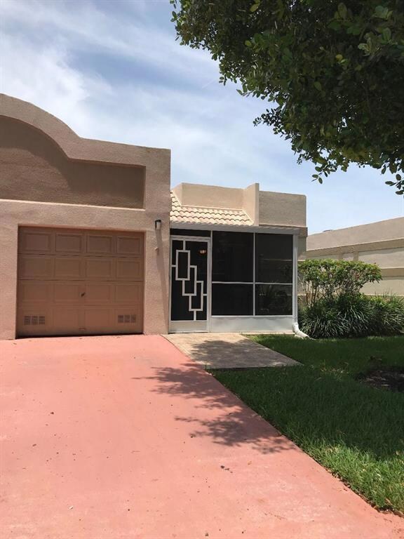 9111 Fairbanks Ln unit 1, Boca Raton, FL 33496 - photo 2