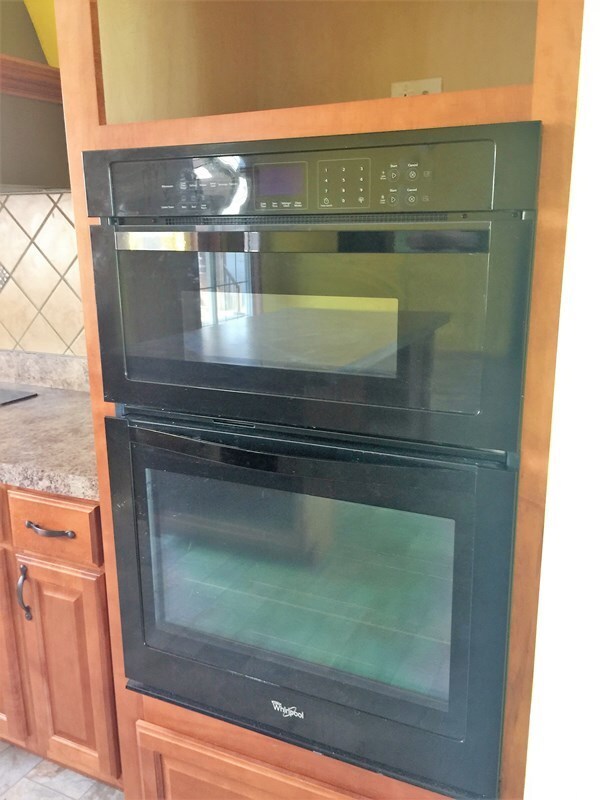 4064 Lyons Rd, Caledonia, OH 43314 - photo 5