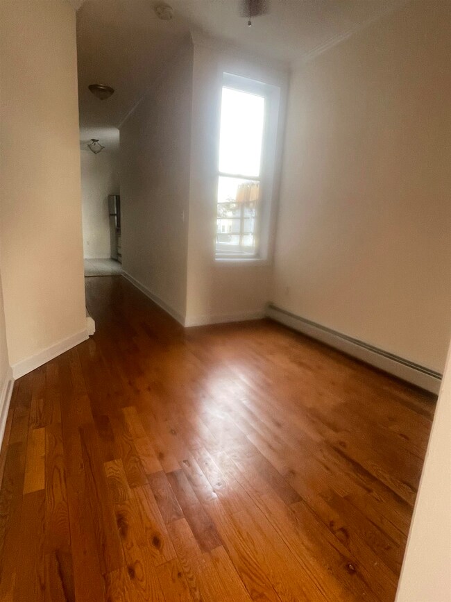 253 New York Ave unit 1R, Jersey City, NJ 07307 - photo 5