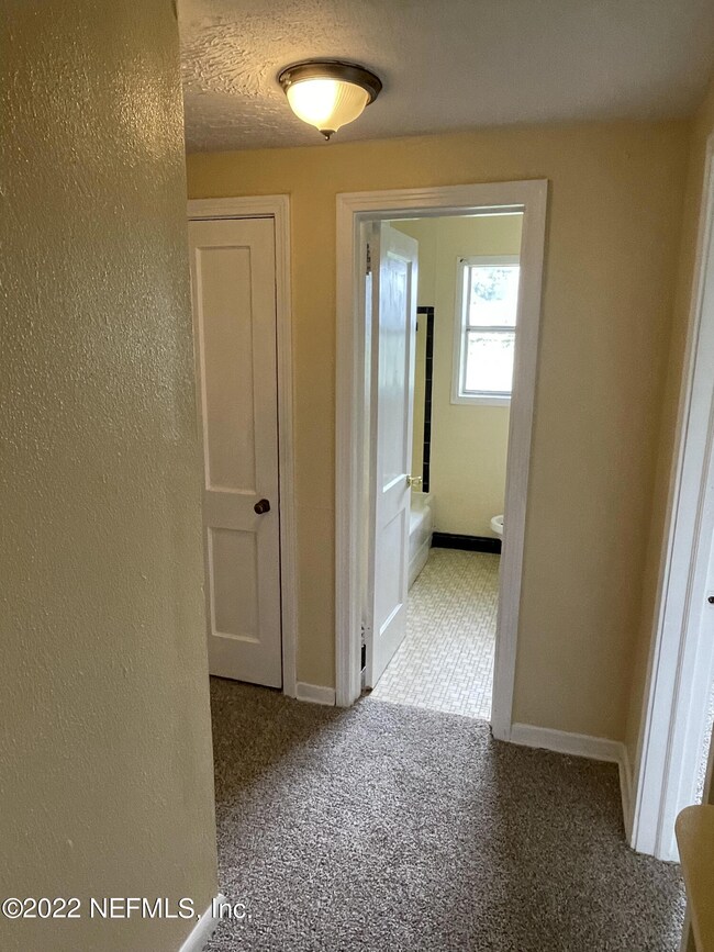 5116 Janice Cir E, Jacksonville, FL 32210 - photo 7