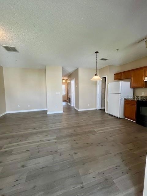 2070 Cypress Bay Blvd, Kissimmee, FL 34743 - photo 3