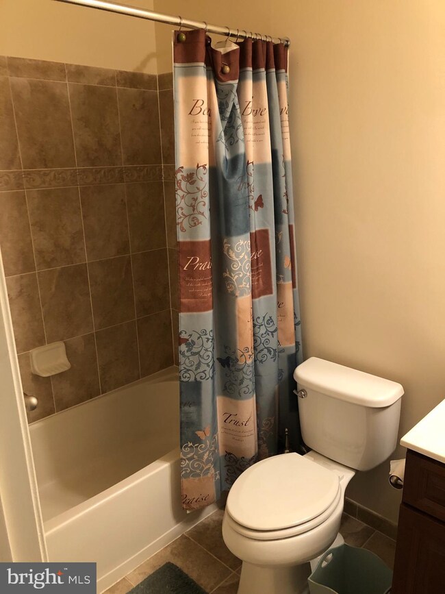 8759 Weathered Stone Way, Laurel, MD 20723 - photo 5