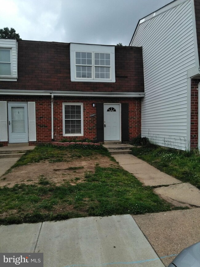 8507 Pioneer Dr, Severn, MD 21144 - photo 2