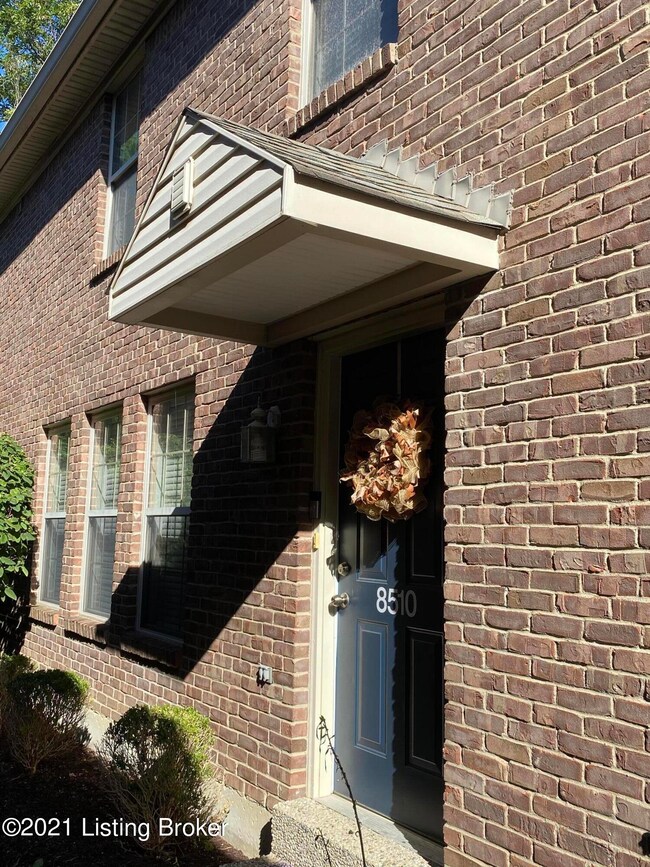8510 Grand Neptune Dr unit 1803, Louisville, KY 40228 - photo 5