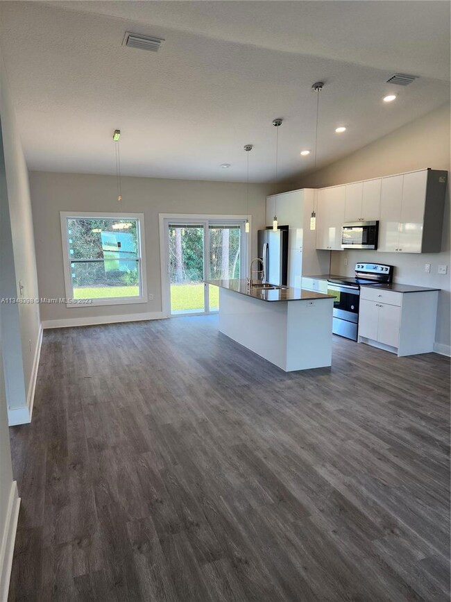 2463 Pecos Ln, Poinciana, FL 34759 - photo 4