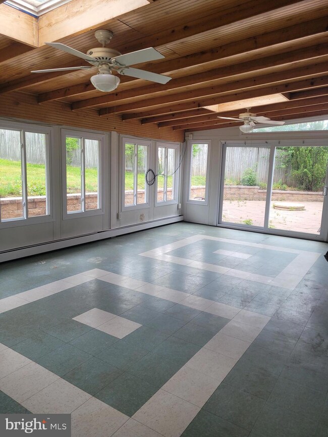 6825 White Rock Rd, Sykesville, MD 21784 - photo 3