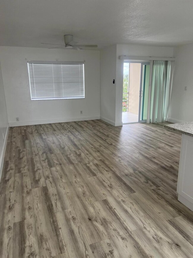 2801 NE 51st St unit 15, Fort Lauderdale, FL 33308 - photo 4