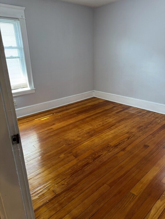 18 Lucretia Ave unit 3rd fl, Chicopee, MA 01013 - photo 7