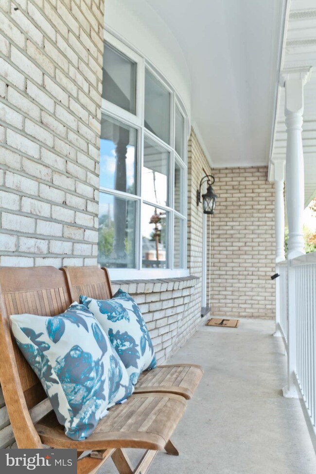 16631 Longstreet Dr, Williamsport, MD 21795 - photo 4