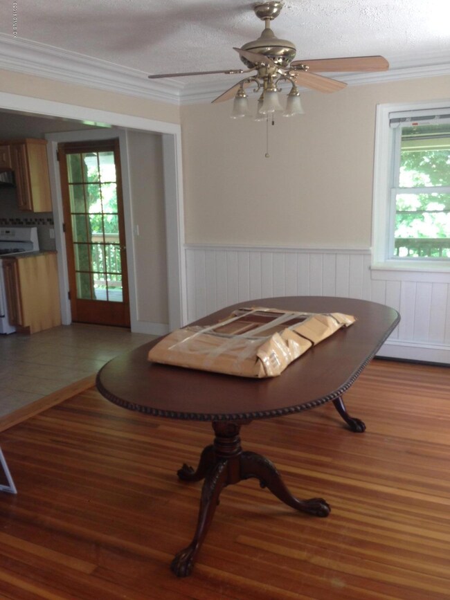 59 Valley Rd unit A, Cos Cob, CT 06807 - photo 5