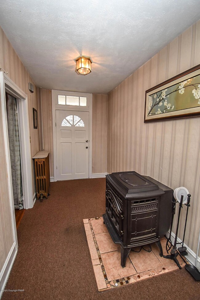 23 W Fairview St, Bethlehem, PA 18018 - photo 5