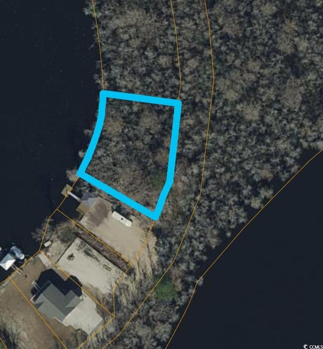 Aerial map of property and surrounding area