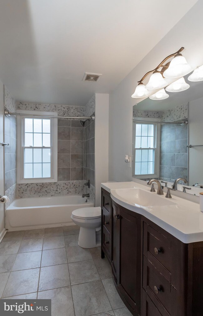 5048 Queens Stroll Place SE, Washington, DC 20019 - photo 7