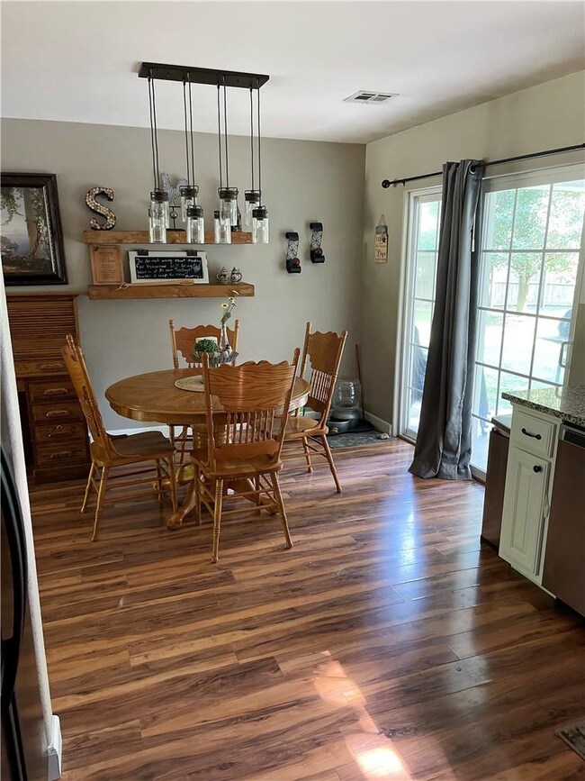 34 Hartlepool Dr, Bella Vista, AR 72715 - photo 6