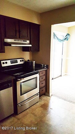 8303 Herrington Ct, Louisville, KY 40228 - photo 7