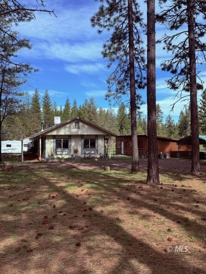 1375 Cedar Dr, Lookout, CA 96054 - photo 3