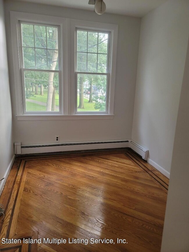 325 Maine Ave, Staten Island, NY 10314 - photo 7