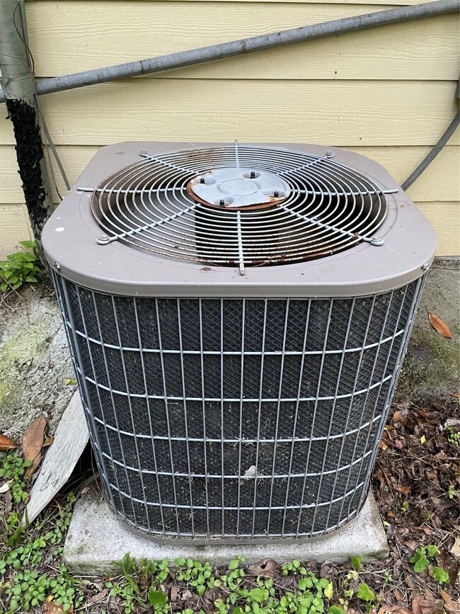 2631 Mooney Rd, Houston, TX 77093 - photo 6