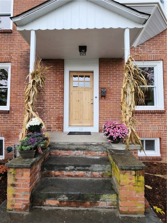 53 Edgewood Ave, Cranston, RI 02905 - photo 7