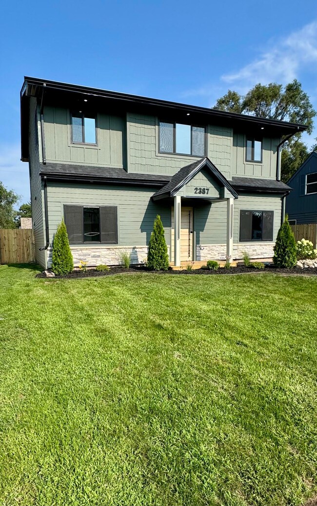 2387 Jennings St, Gary, IN 46404 - photo 2