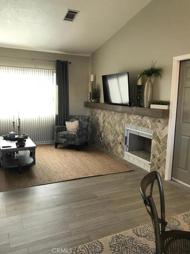 13691 1st Ave, Victorville, CA 92395 - photo 6
