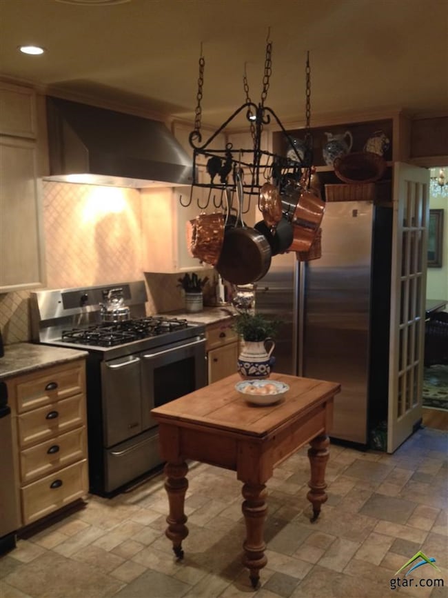 2615 S Cameron Ave, Tyler, TX 75701 - photo 3