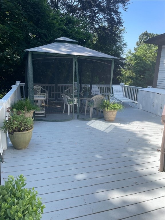 46 Chastellux Ave, Newport, RI 02840 - photo 2