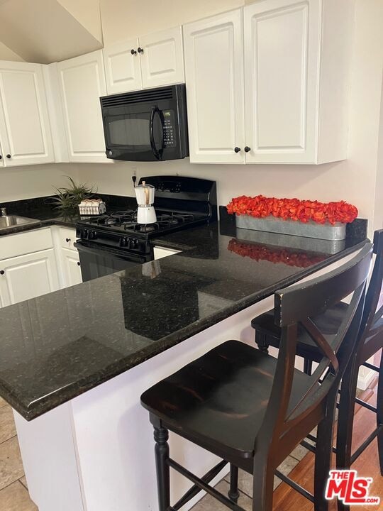 20258 Cohasset St unit 4, Winnetka, CA 91306 - photo 4