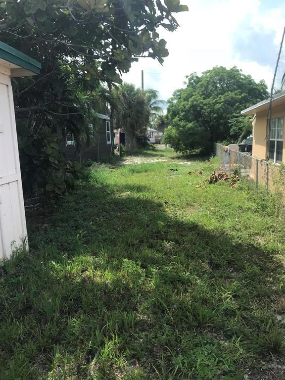 Rear to Street