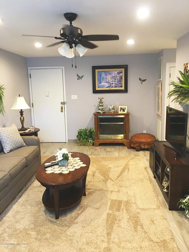familyroom