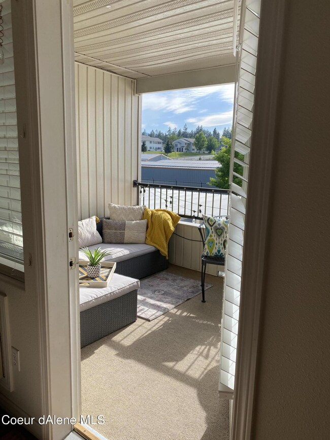 322 N Promenade Loop unit 209, Post Falls, ID 83854 - photo 4