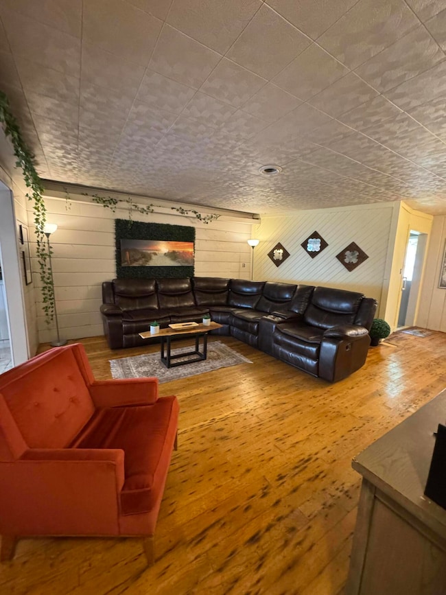 13512 Venetian Dr, Monroe, MI 48161 - photo 7