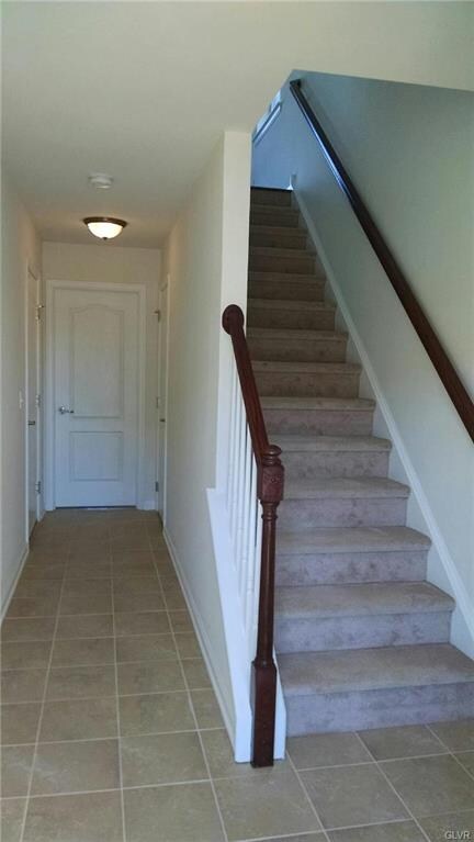 7035 Pioneer Dr unit 14-4, Macungie, PA 18062 - photo 2