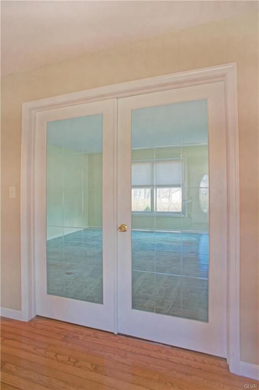 1032 Red Maple Ln, Stroudsburg, PA 18360 - photo 2