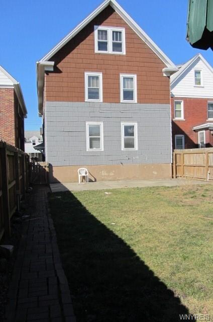 629 16th St, Niagara Falls, NY 14301 - photo 2