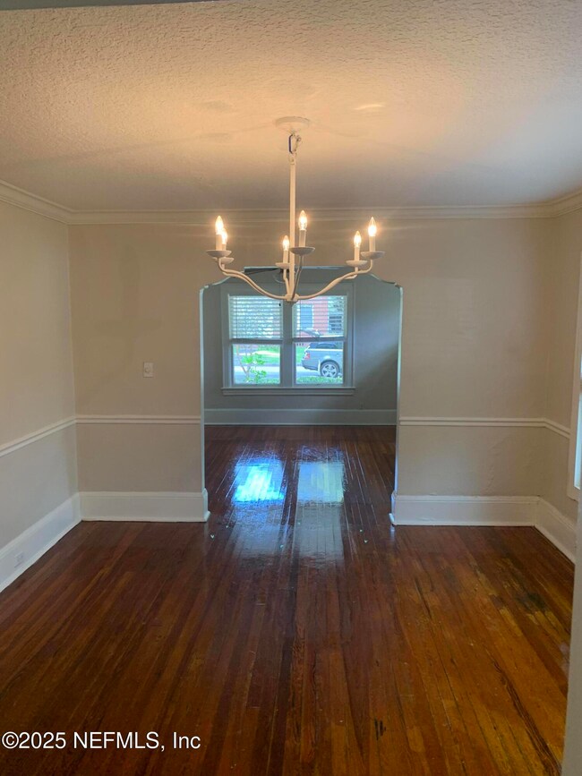 1527 Naldo Ave, Jacksonville, FL 32207 - photo 4
