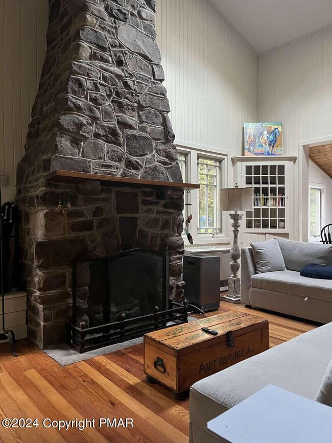 8125 Wilder Ave, Pocono Pines, PA 18350 - photo 3