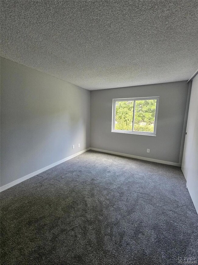 8555 Fairmount Dr unit J103, Denver, CO 80247 - photo 6